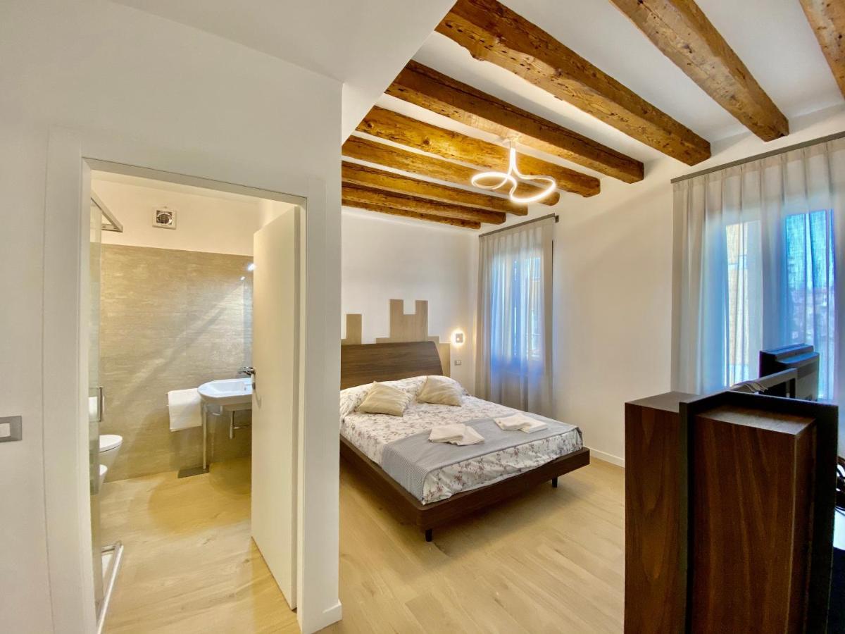 Suite House New Apartments Wi Fi Venice Island 외부 사진
