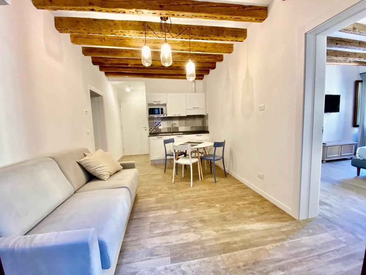 Suite House New Apartments Wi Fi Venice Island 외부 사진