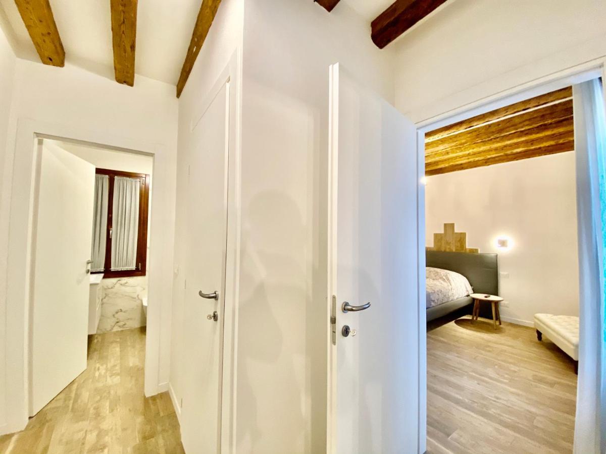 Suite House New Apartments Wi Fi Venice Island 외부 사진