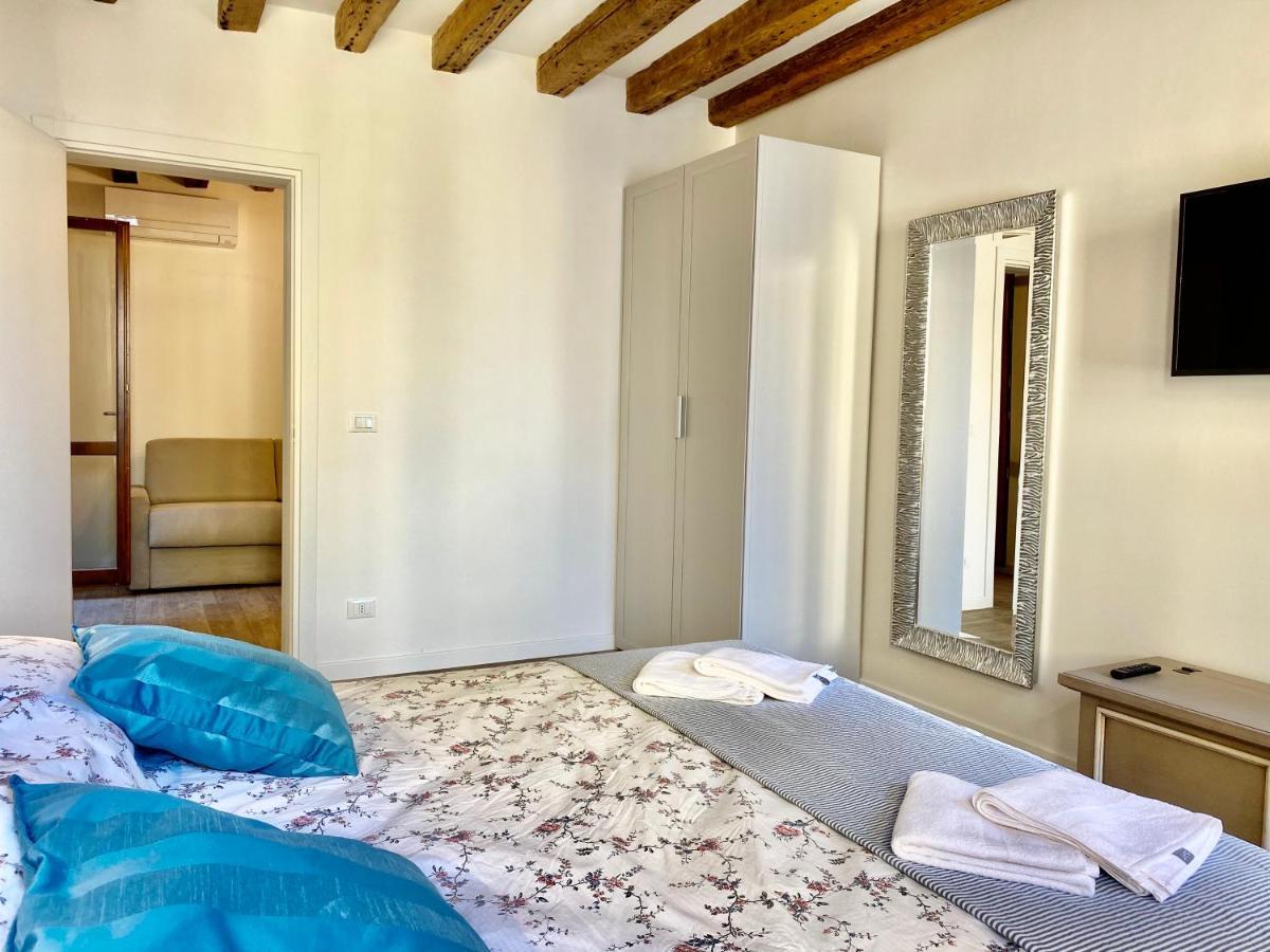 Suite House New Apartments Wi Fi Venice Island 외부 사진