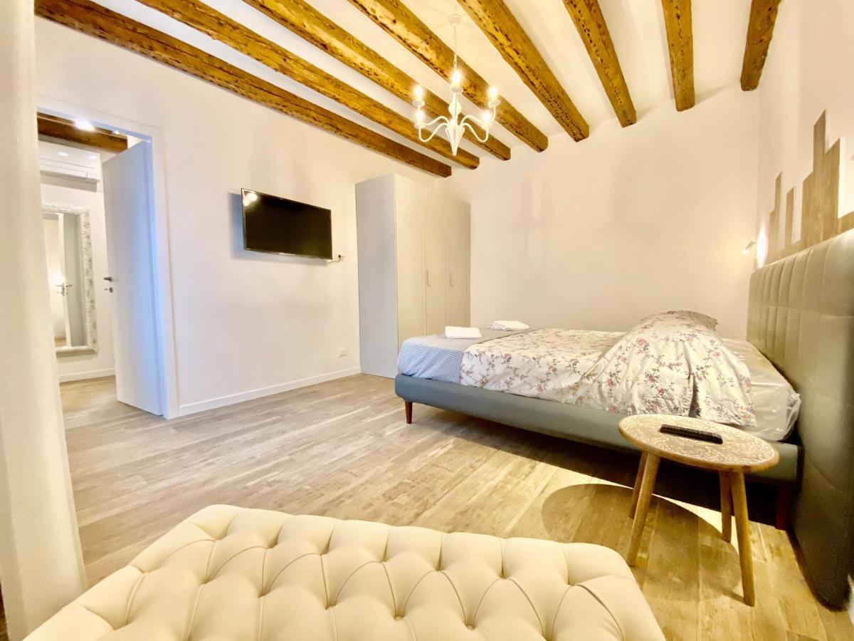 Suite House New Apartments Wi Fi Venice Island 외부 사진