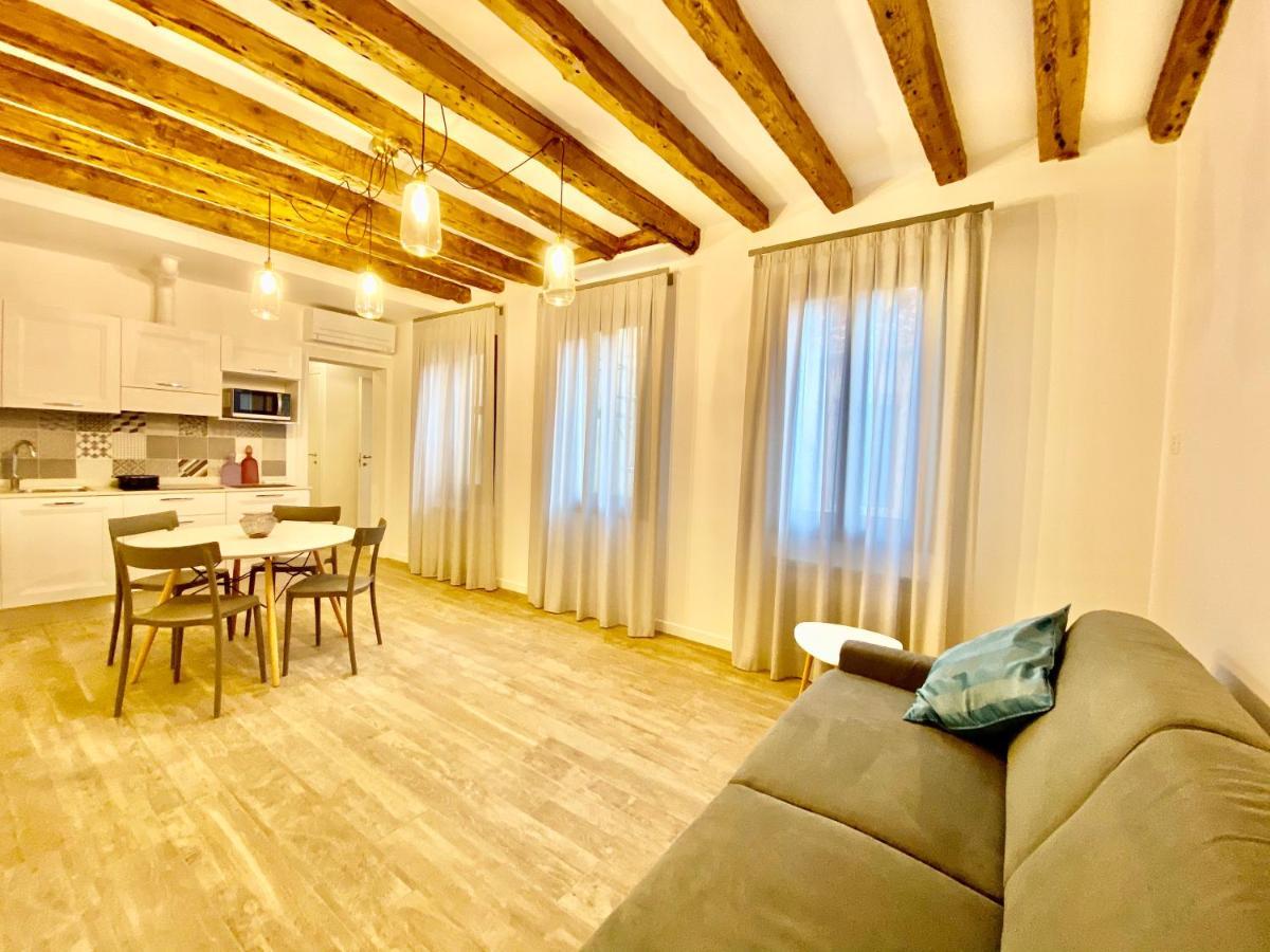 Suite House New Apartments Wi Fi Venice Island 외부 사진